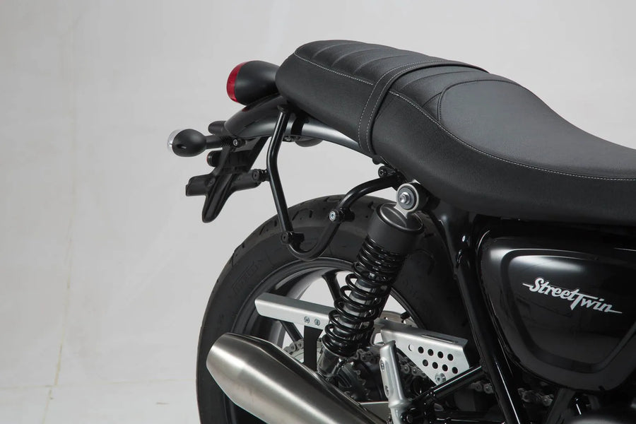 Triumph Street Twin 900 [SW-MOTECH] – Vista dettagliata del sistema di borse laterali Legend LC