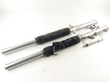 Honda NX 650 Dominator RD02 [1992] - Fork Telescopic fork with axle