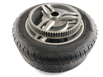 Can Am Spyder SM5 [2009] - Rear wheel with pulley