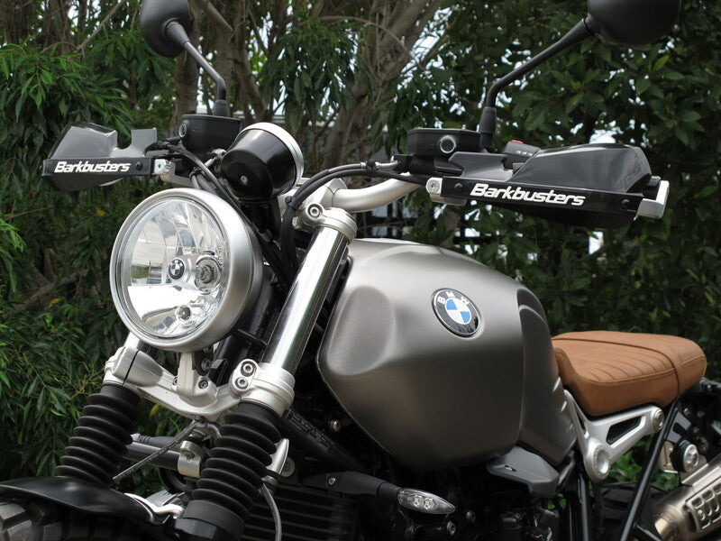 Bmw R Ninet Scrambler [BARKBUSTERS] - Kit bulloneria attacco a due punti in alluminio BMW