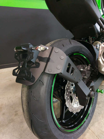 Kawasaki Z 900 [ACCESS DESIGN] - license plate holder at wheel height black Kawasaki Z900