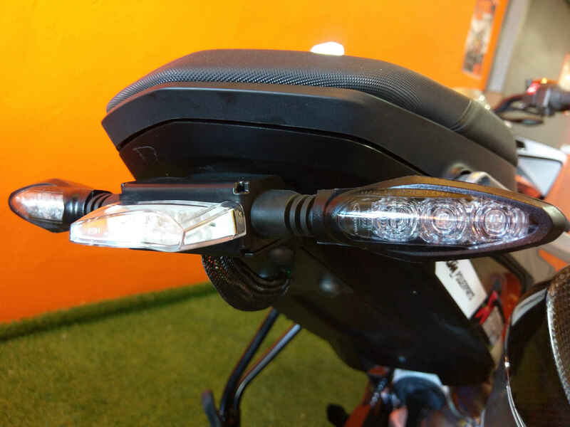 Ktm 890 Duke R [ACCESS DESIGN] - Kennzeichenhalter auf Radhöhe schwarz KTM Duke 790/890