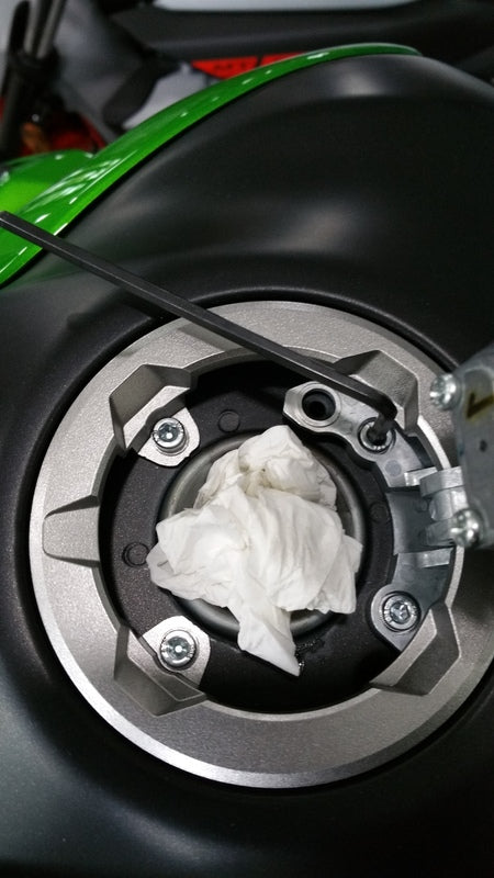 Kawasaki Ninja 400 [A-SIDER] - Black Edition Poignée de réservoir 4 vis noir Kawasaki