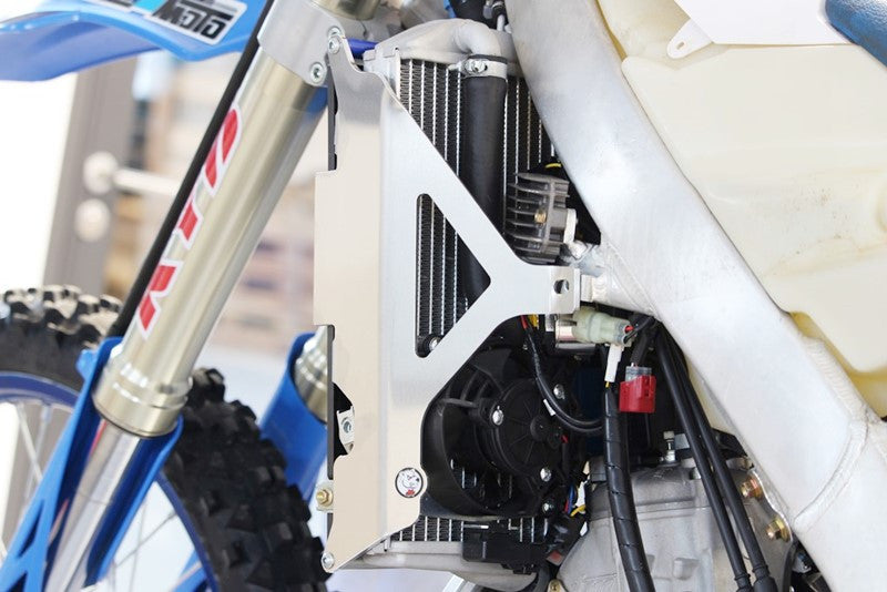 Tm Racing EN 250 2 T FI ES [2022] - Xtrem Radiator Guard Black - TM Racing