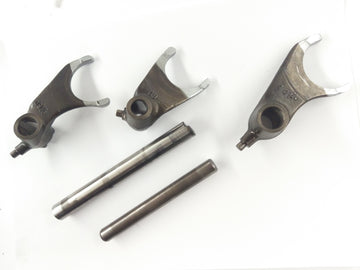 Honda XL 500 R PD02 - Fourchettes de changement de vitesse avec axes