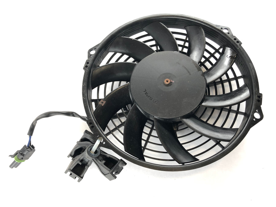 Can Am Spyder SM5 [2009] - Radiator fan