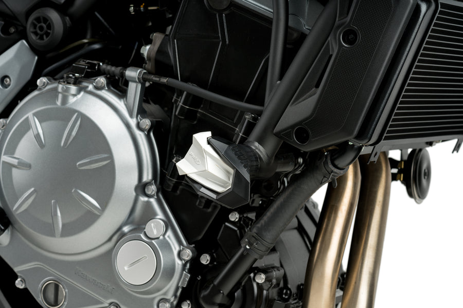 CFMOTO 650 NK [2025] – Sturzpads R19 – Schwarz