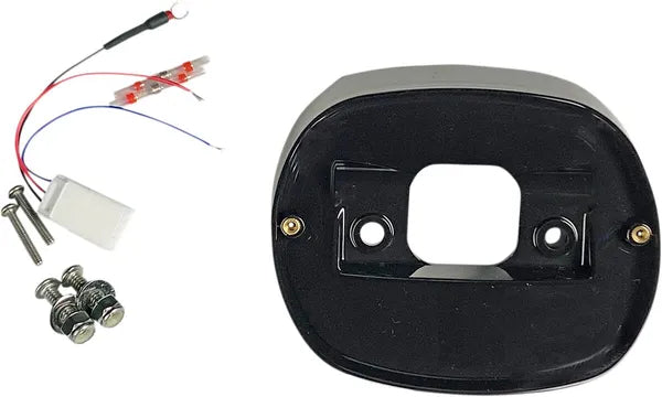 Harley Davidson Sportster [CUSTOM DYNAMICS] – ProBEAM® Integrated flat LED taillights with additional indicators