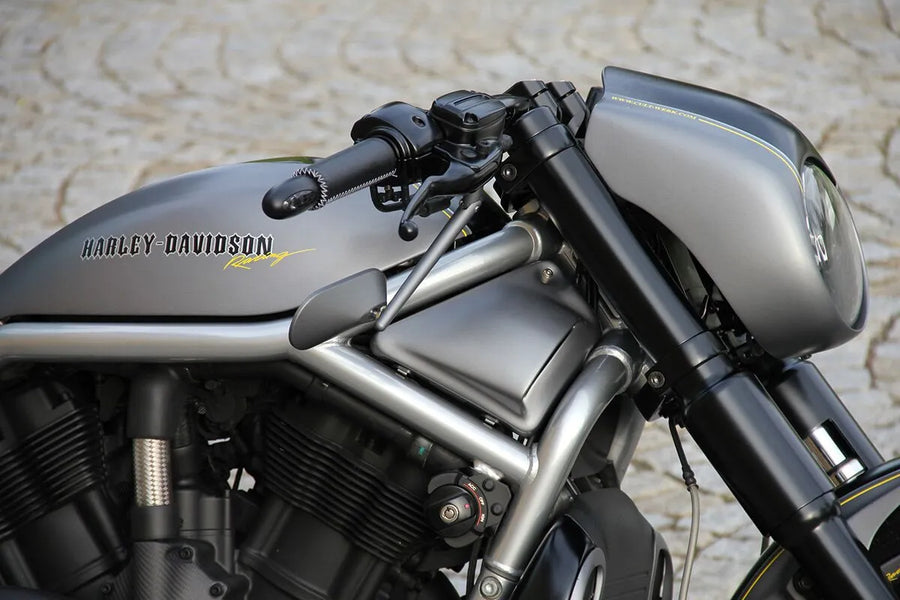 Harley Davidson V-Rod [CULT WERK] – Carénage de phare