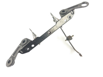 Aprilia RST 1000 Futura [2004] - Strut du support du support