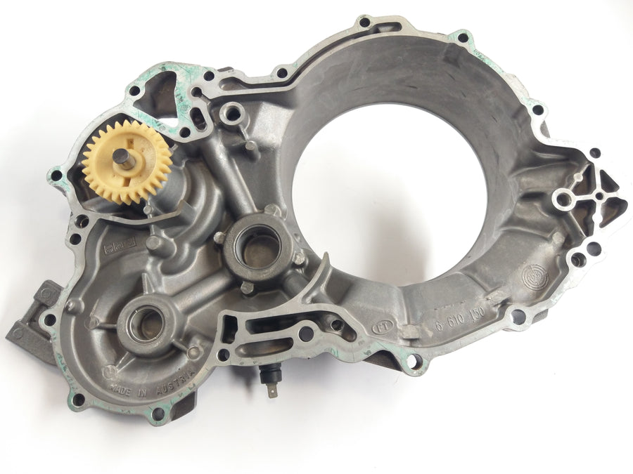 Aprilia RST 1000 FUTURA [2004] - Coperchio di frizione all'interno del coperchio del motore