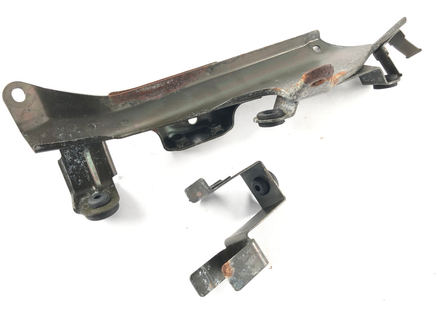 Suzuki Intruder VL 1500 AL [2000] - Support de sous-châssis du jeu de tubes supérieurs du cadre