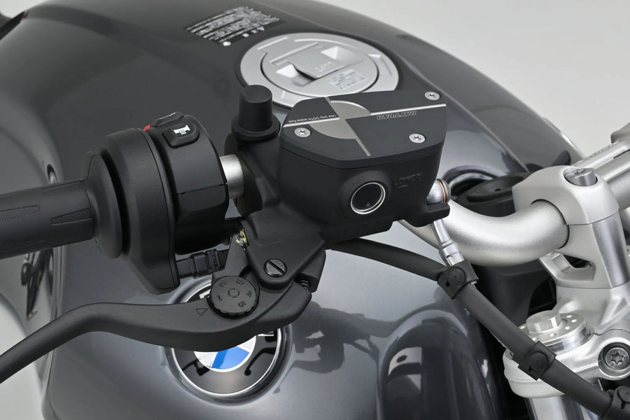 BMW F 900 XR [Daytona] - front main cylinder cap
