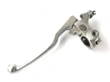 Suzuki LS 650 NP41B [1990] - Clutch fitting and clutch lever
