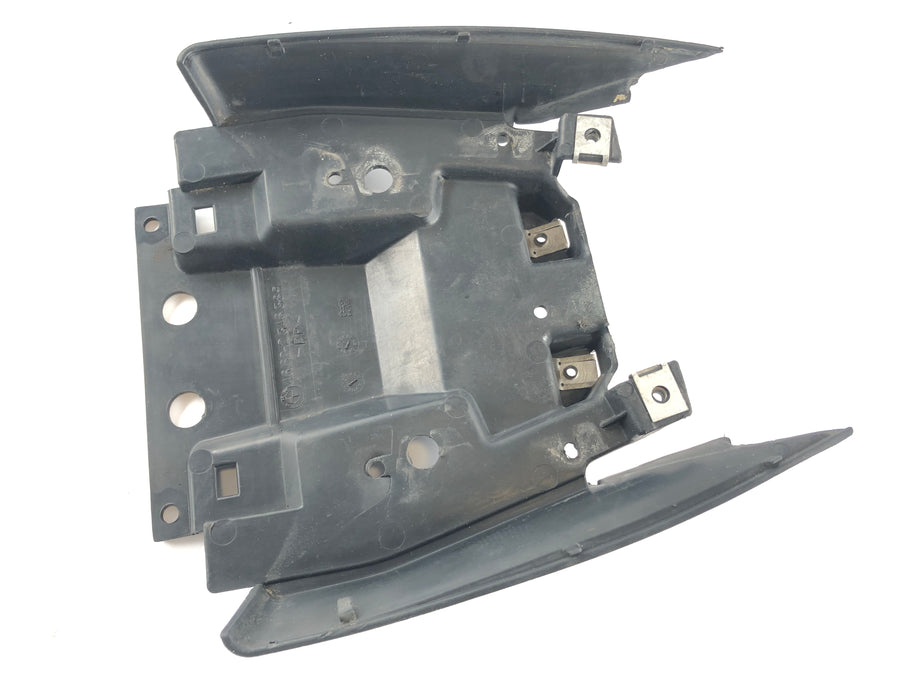 BMW F 650 GS R13 [2000] - Cover panel rear frame