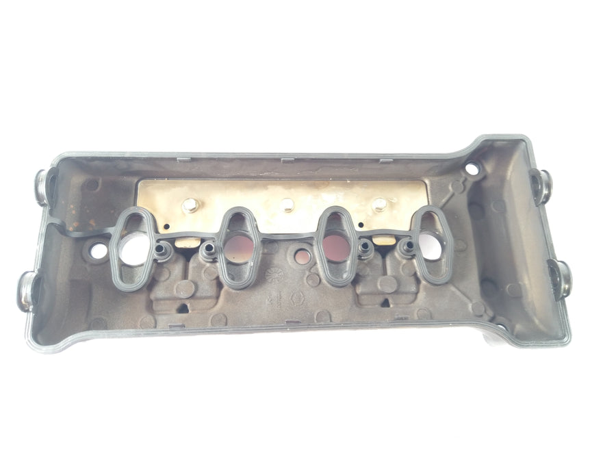 Honda CBR 900 RR SC50 - Copchio di valvola del motore con ventilazione dell'alloggiamento in buone condizioni