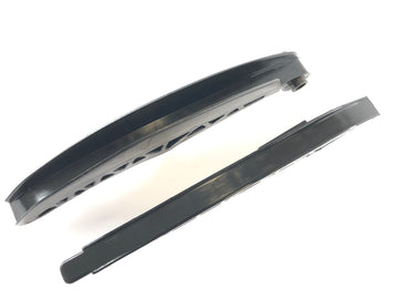 Lattina sulla catena di controllo della guida e della rotaia di scorrimento di Spyder SM5 [2009]
