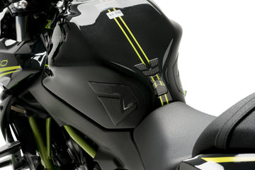 KAWASAKI Z 650 [2025] – Protezione specifica del serbatoio – Carbon look