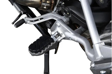 Moto Guzzi V 1000 [SW-MOTECH] – Poggiapiedi Ion