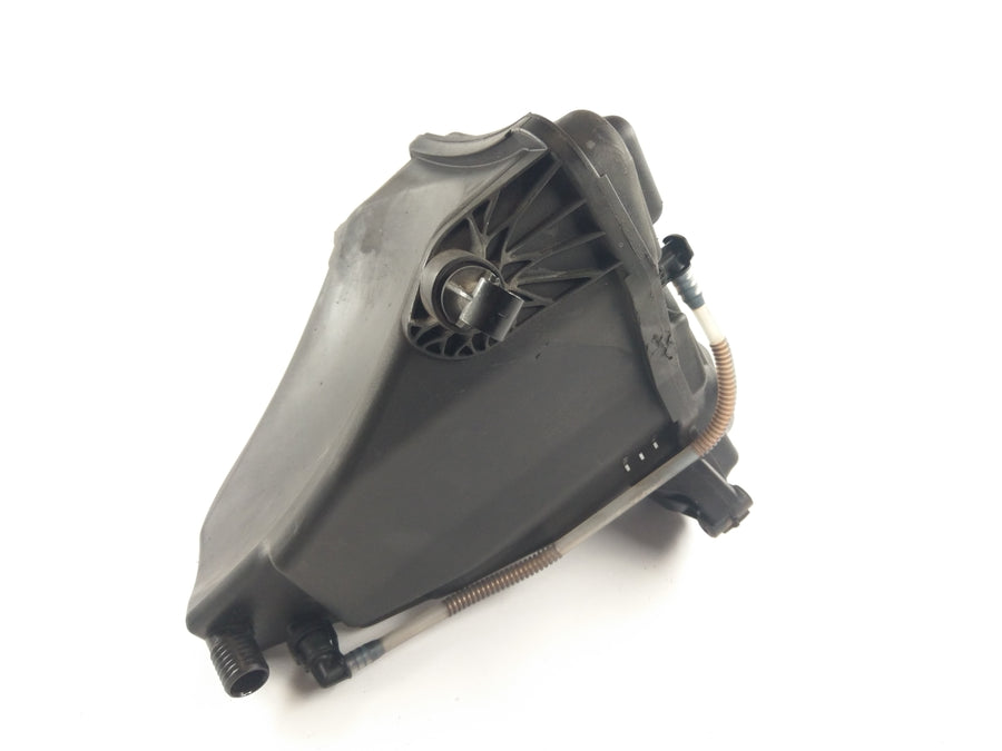 BMW K 1200 R [2010] - Oil tank