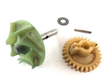 Aprilia Mille RSV 1000 ME [1999] - Water pump with drive pinion