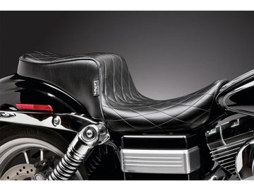 Harley Davidson Dyna [1996-2003] – Cherokee Sitz Diamond Stitch Schwarzes Vinyl