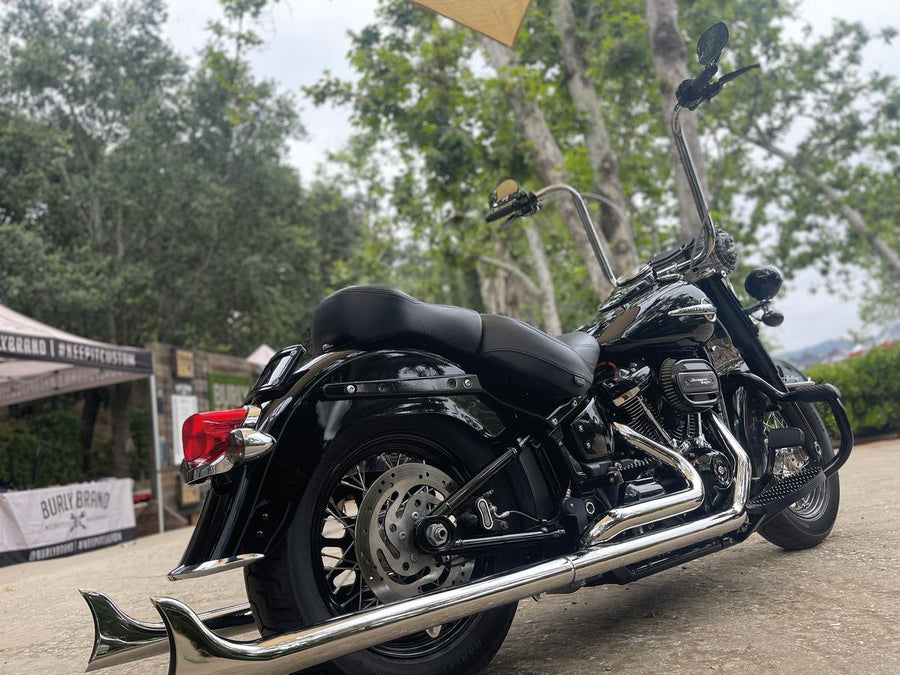 Harley Davidson FLSL [2018-2021] -mx de style alimentation en satin noir