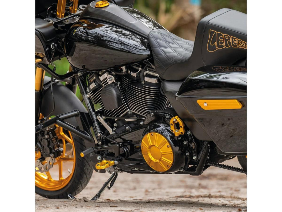 Harley Davidson Touring [2016-2024] – 10-Gauge Derby-Abdeckung Gold Eloxiert