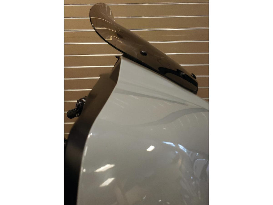 Harley Davidson FLHXSE [2023-2025] – Helix Ersatz-Windschutzscheibe Höhe: 11,5"