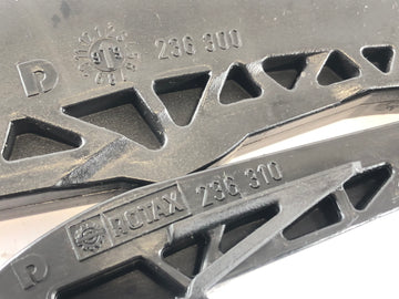 Aprilia Mille RSV 1000 ME [1999] - Terrette da diapositiva e cilindro posteriore della catena di binario di serraggio - 0