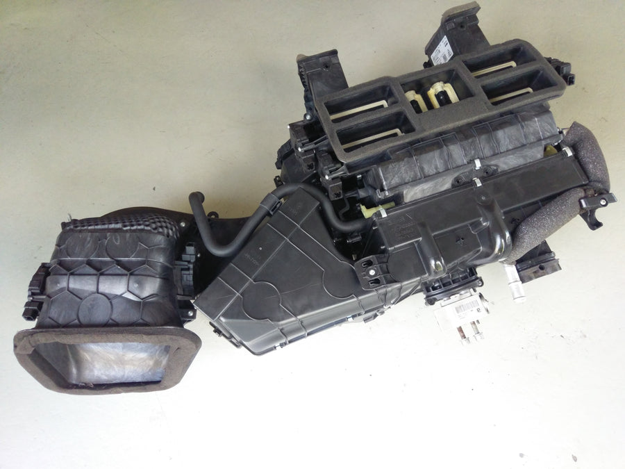 Porsche Panamera Turbo [2010] - Blower box air conditioning box air conditioning heating housing