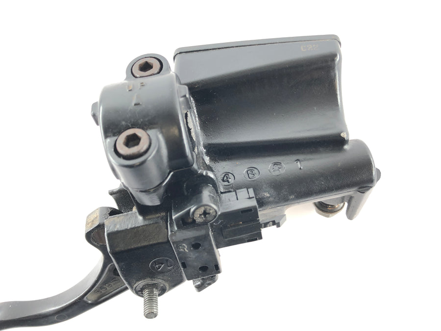 Triumph Tiger 900 T400 [1998] - Clutch fitting clutch pump