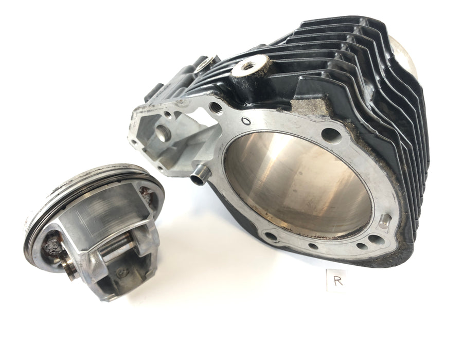 BMW R 1200 RT [2006] - Cylindre droit avec piston