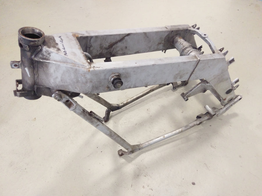 Moto Guzzi Quota 1100 ES [1999] - Frame with papers