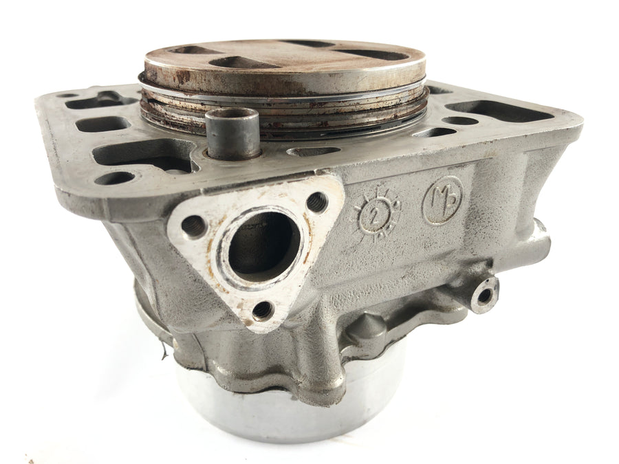 Ducati 888 Strada [1993] - Cylindre à piston Cylindre horizontal à piston