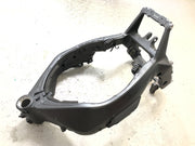 Yamaha YZF R1 RN09 [2002] - Frame main frame with papers