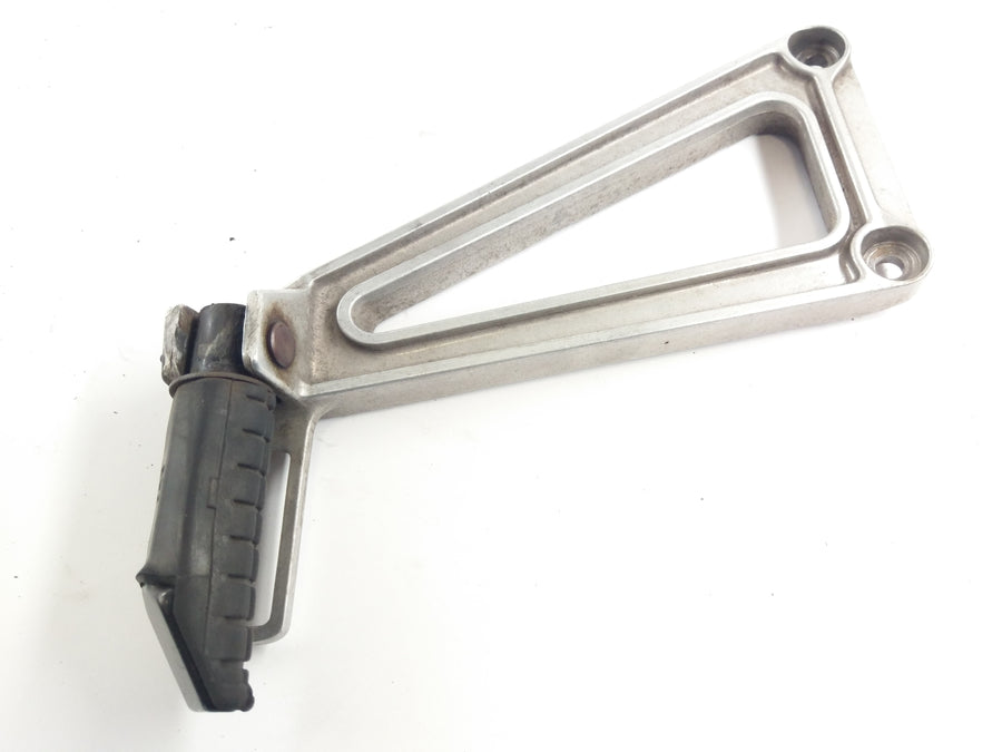 Honda NX 650 Dominator RD02 [1992] - Repose-pied passager avec support gauche