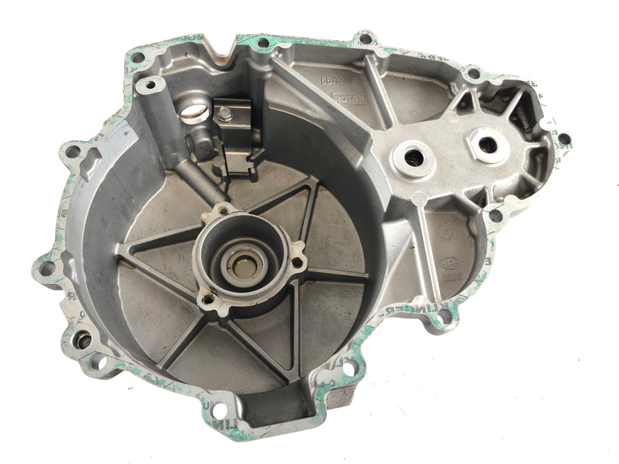 Can Am Spyder SM5 [2009] - Cache moteur et couvercle de volant moteur gauche