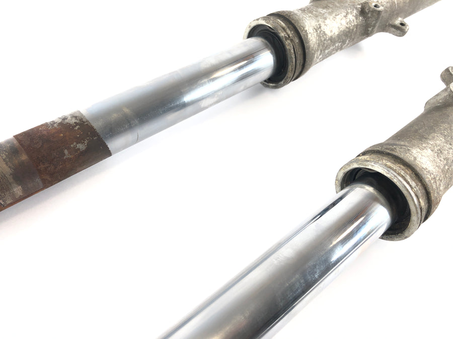 Honda CB 550 F [Super Sport] - Fourche Fourche télescopique avec axe