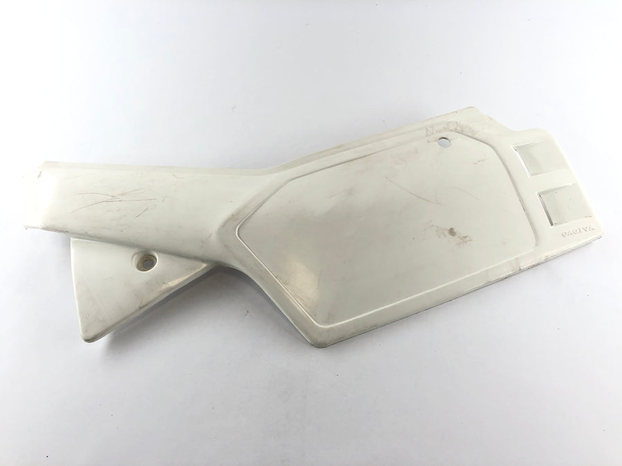 Cagiva Elefant 650 [1985] - Rear fairing left Side cover left