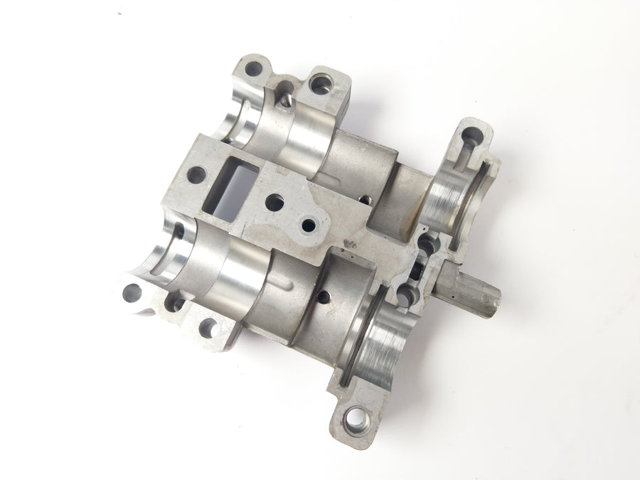 Kawasaki VN 750 [1994] - Camshaft support bearing block
