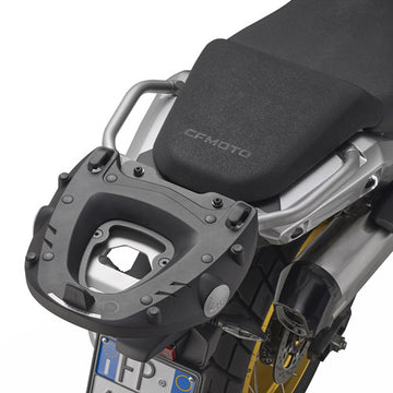 CF Moto MT ADV 700 [GIVI] - Topcase Träger für MONOKEY® oder MONOLOCK® Koffer zu montieren mit der MONOKEY® Platte M5