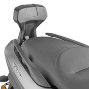 Yamaha Tricity 300 [GIVI] - Beifahrer-Rückenlehne die Montage erlaubt nicht die Befestigung von Träger und Koffer