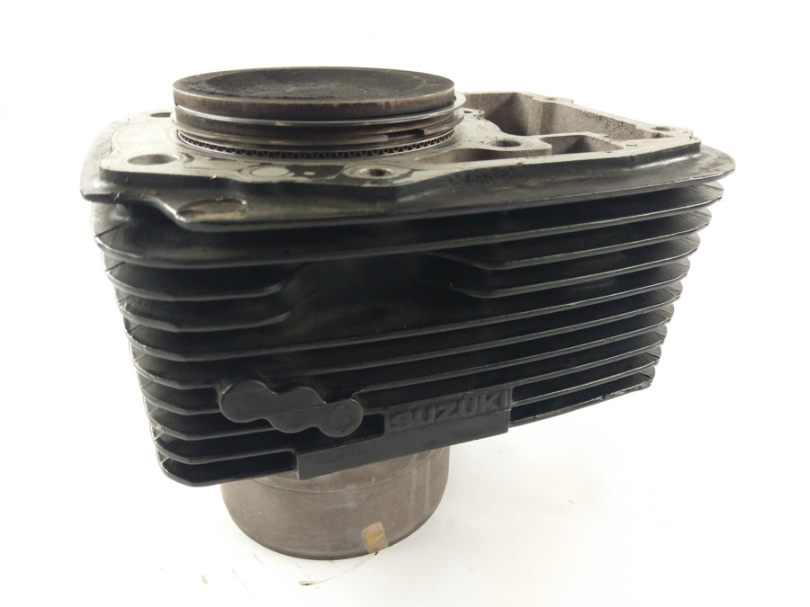 Suzuki Intruder 1500 VL [2000] - Cylinder with piston