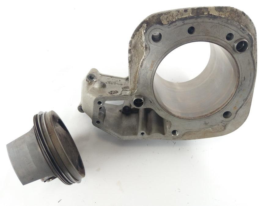BMW R 1100 GS [1994] - Cylinder with piston