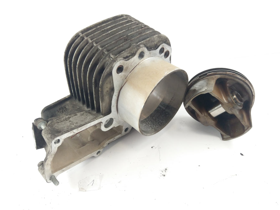 BMW R 1100 RS 259 ​​[1993] - Cylinder with piston