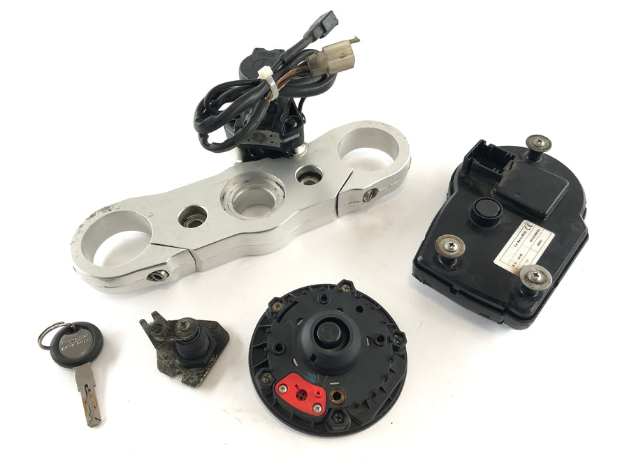 Moto Guzzi Stelvio 1200 8V [2011] - Lock set with cockpit CDI immobilizer 125.873km