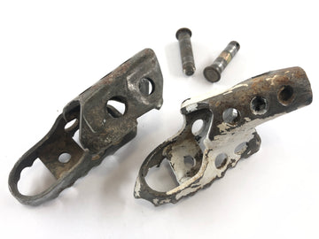 Yamaha DT 125 4BL [1999] - Driver footrests left and right
