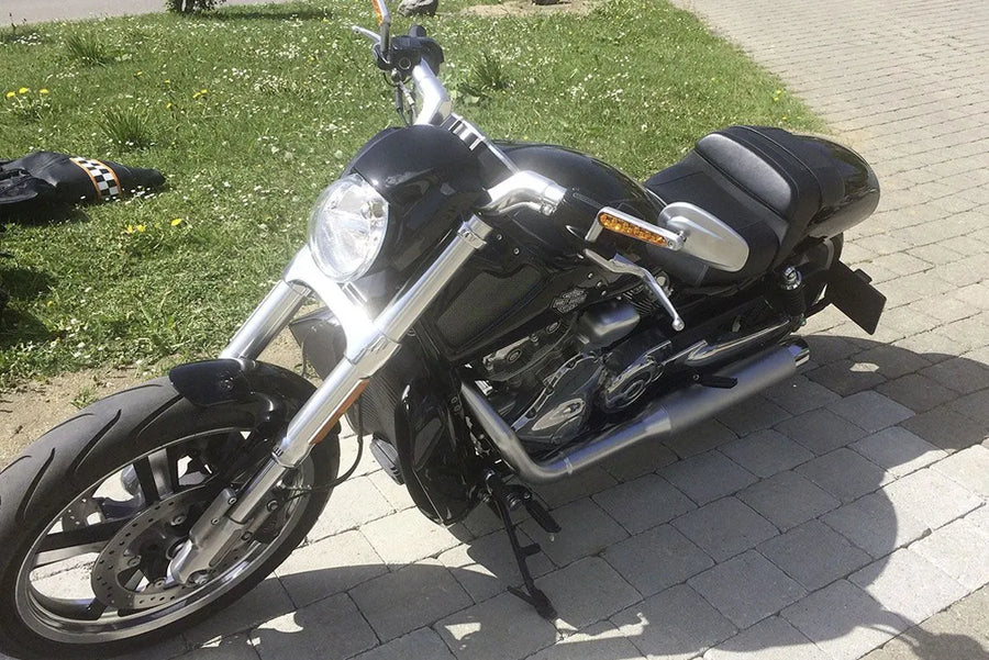 Harley Davidson V-Rod [CULT WERK] – Carénage de phare