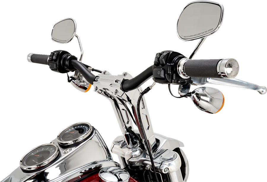Harley-Davidson Street Bob [PERFORMANCE MACHINE (PM)] – Kit Phatbar et Riser